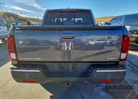 2020 Honda Ridgeline Rtl from USA, damaged, VIN 5FPYK3F75LB005775